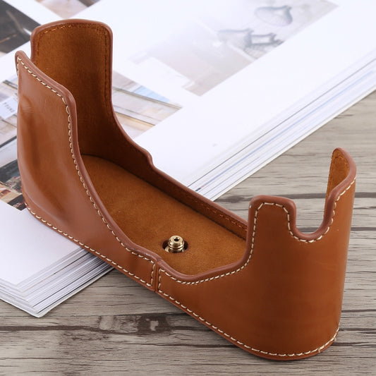 1/4 inch Thread PU Leather Camera Half Case Base for Leica M9 (Brown) by bashfashion