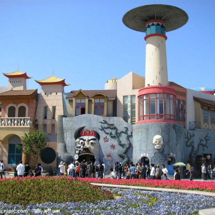 Halloween Party Essentials Skull Collection Crawling Zombie Ghost Skull by bashfashion