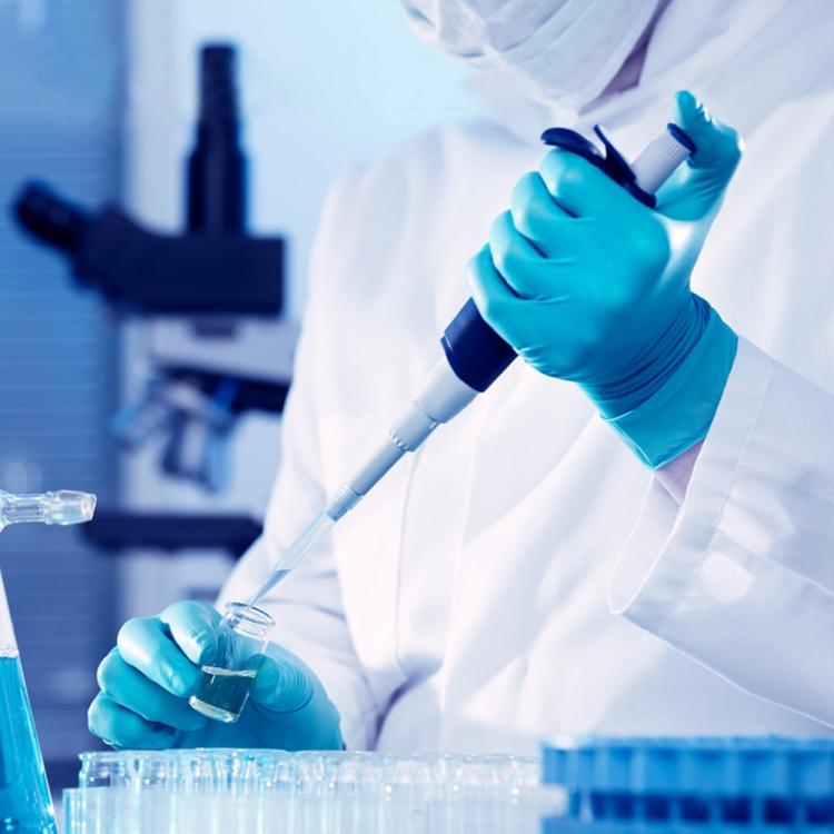 100pcs Blue Disposable Butyronitrile Gloves Housework Supplies, Size: L, Suitable for Palm Width: 9cm-10cm, New / Old Packing Box Random Delivery by bashfashion