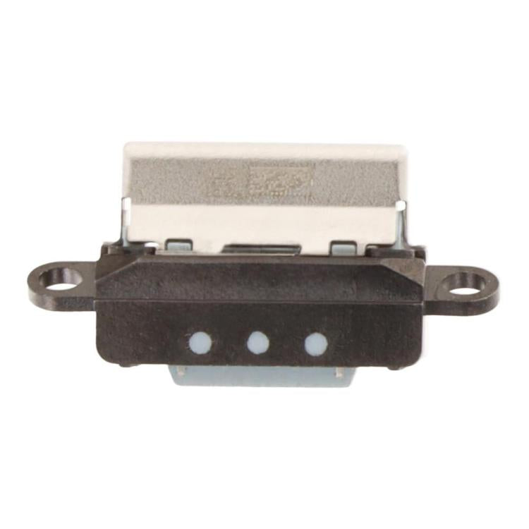 IP6D0032L_2.jpg@81a2db2db74f7872a8a834886a331131