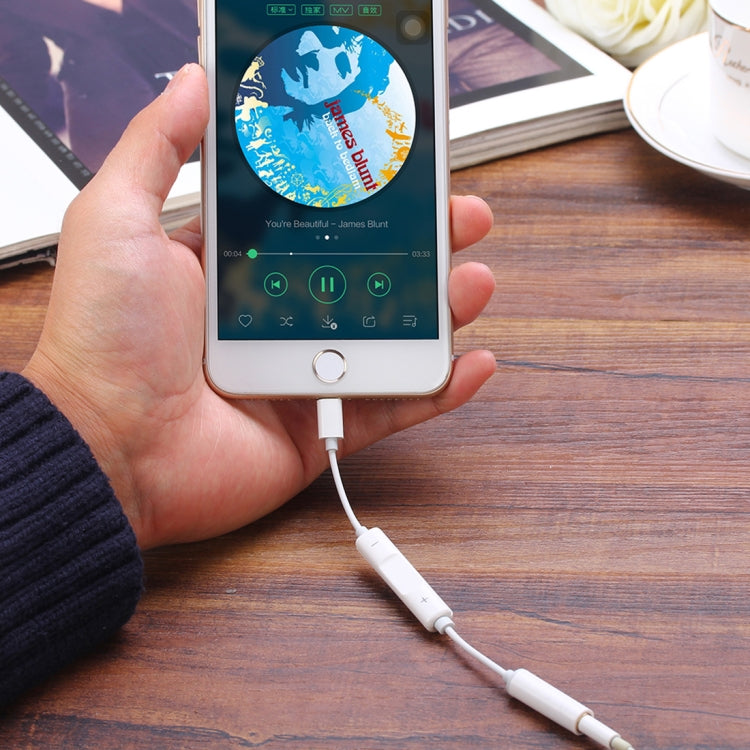 MH020 8 Pin to 3.5mm Headphone Jack Adapter Support Self-timer / Song / Line Control (White) by bashfashion