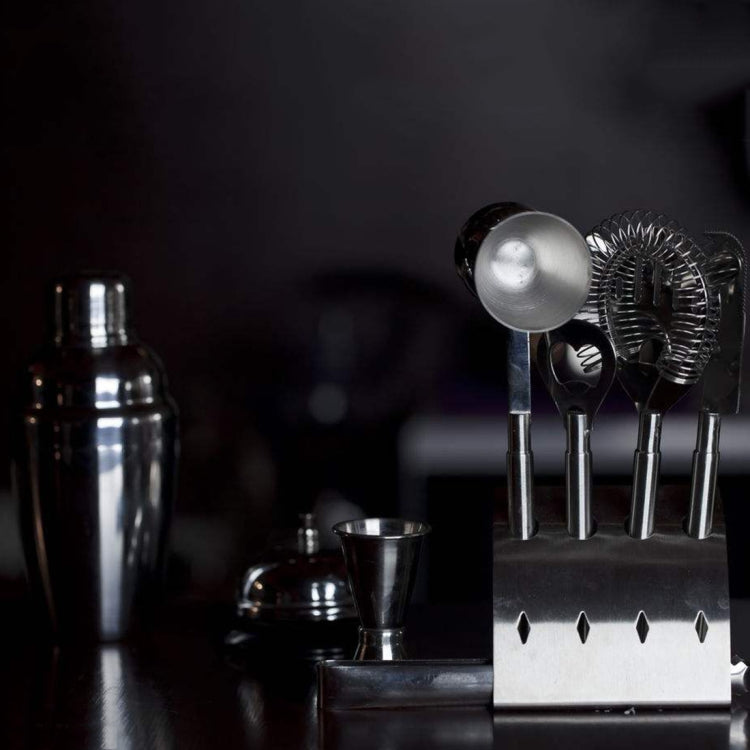 5 in 1 Classic Stainless Steel Shaker Set, Capacity: 550ml (Shaker + Jigger + Strainer + Ice Clip + Stirrer Pipe)(Silver) by bashfashion