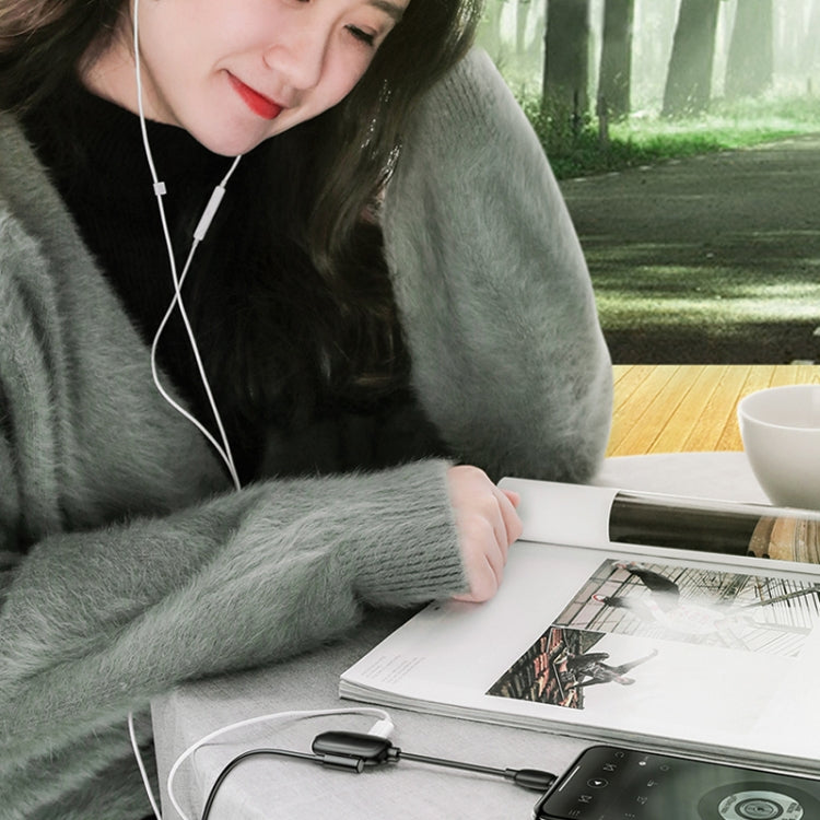 8 Pin to 8 Pin Charging Interface + 8 Pin Earphone Interface + 3.5mm Audio Interface Earphone Adapter(Pink) by bashfashion