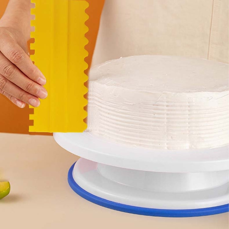 4 PCS / Set Plastic Cream Scraper PP Double Side Sawtooth Baked Cake Flattener(Pink) by bashfashion