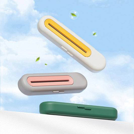 Pet Deodorizing Aroma Odorless Solid Diffuser Box With 1 Diffuser Stick(Green) by bashfashion