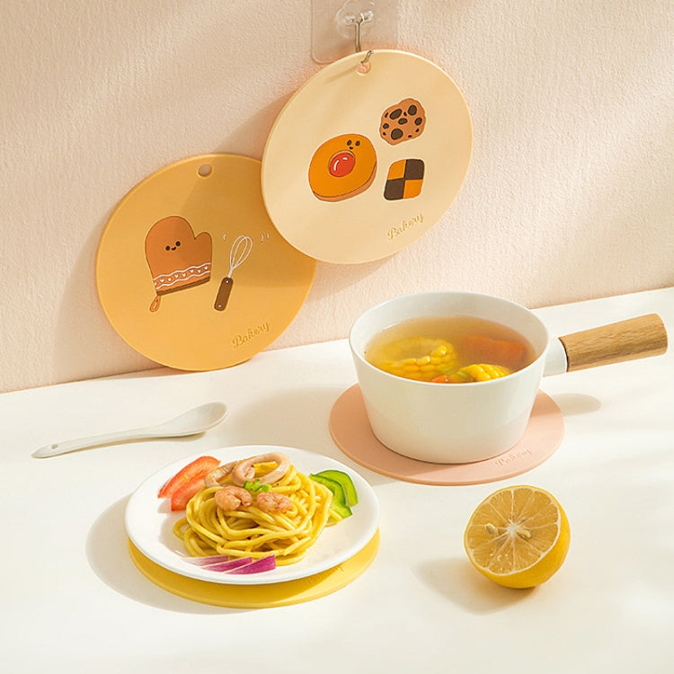Household Cartoon Heat Insulation Mat Kitchen High Temperature Resistant Baking Placemats, Style: Eggbeater by bashfashion