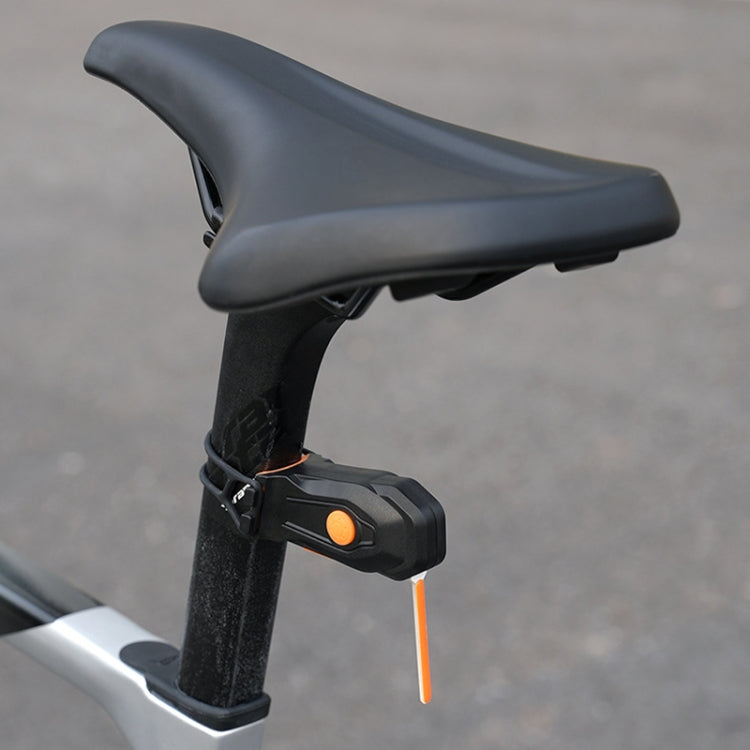 Bicycle Flowing Warning Tail Light Mountain Bike Night Riding Safety Indicator Light(Yellow Light) by bashfashion