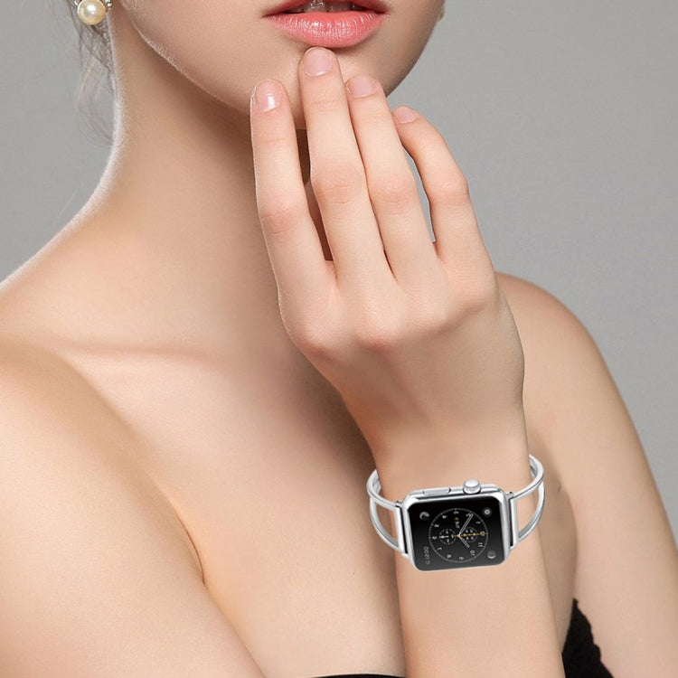 Letter V Shape Bracelet Metal Wrist Watch Band with Stainless Steel Buckle for Apple Watch Series 10 42mm / 9&8&7 41mm / SE 3&SE 2&6&SE&5&4 40mm / 3&2&1 38mm(Silver) by bashfashion