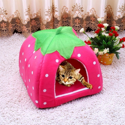 Strawberry Shaped Foldable Short Plush Pet House Nest, Size: L(Red) by bashfashion
