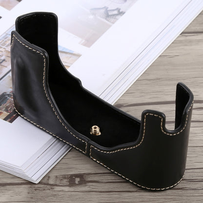 1/4 inch Thread PU Leather Camera Half Case Base for Leica M9 (Black) by bashfashion