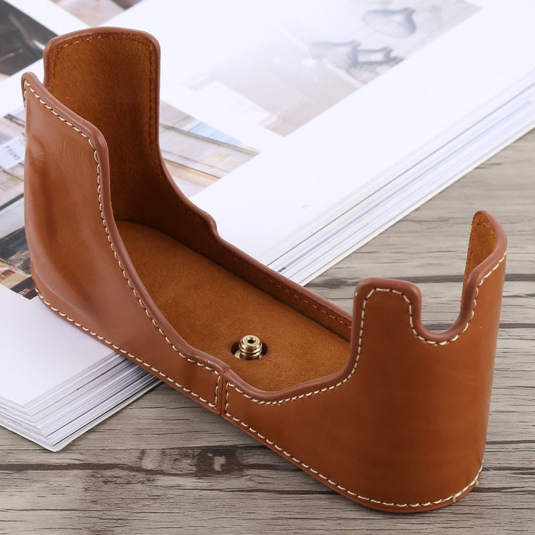 1/4 inch Thread PU Leather Camera Half Case Base for Leica M9 (Brown) by bashfashion