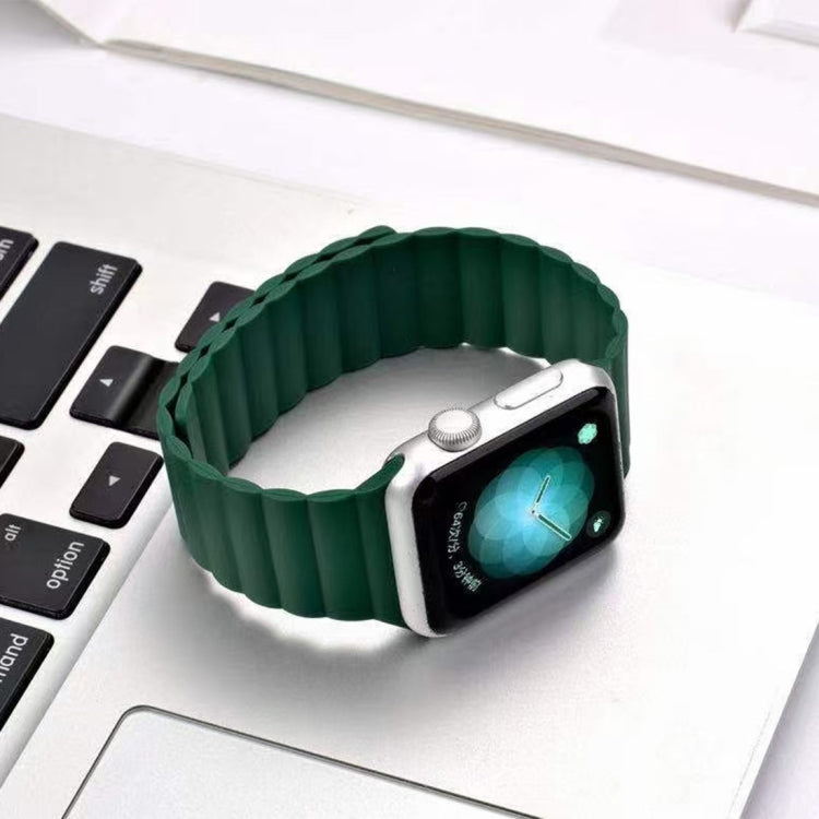 Magnetic Loop Watch Band For Apple Watch Series 7 41mm / 6 & SE & 5 & 4 40mm / 3 & 2 & 1 38mm(Green) by bashfashion