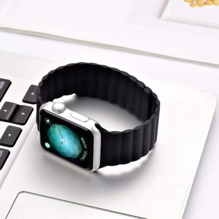 Magnetic Loop Watch Band For Apple Watch Series 7 41mm / 6 & SE & 5 & 4 40mm / 3 & 2 & 1 38mm(Black) by bashfashion