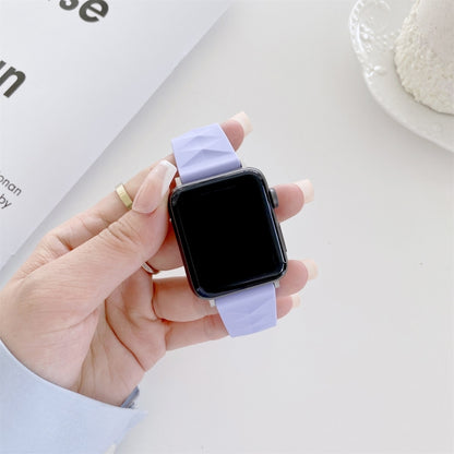 Modern Style Silicone Watch Band For Apple Watch Ultra 49mm&Watch Ultra 2 49mm / Series 9&8&7 45mm / SE 3&SE 2&6&SE&5&4 44mm / 3&2&1 42mm, Style:Silver Buckle(Purple) by bashfashion