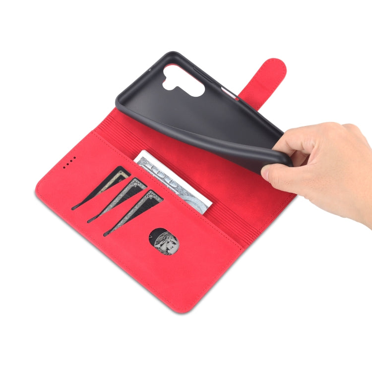 EDA002471102C_6.jpg@d0740d637089a8e14ccd2a91a21e5d05