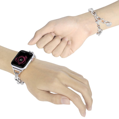 Stainless Steel Heart Pendant Watch Band For Apple Watch Ultra 49mm&Watch Ultra 2 49mm / Series 9&8&7 45mm / SE 3&SE 2&6&SE&5&4 44mm / 3&2&1 42mm(Silver) by bashfashion