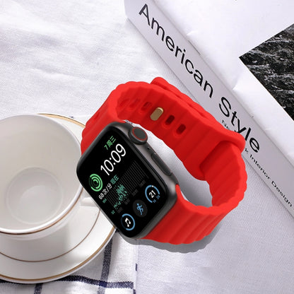 Reverse Buckle Silicone Watch Band for Apple Watch Ultra 49mm&Watch Ultra 2 49mm / Series 9&8&7 45mm / SE 3&SE 2&6&SE&5&4 44mm / 3&2&1 42mm(Red) by bashfashion