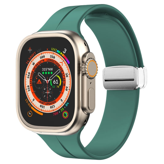 Magnetic Fold Clasp Silicone Watch Band For Apple Watch Ultra 49mm&Watch Ultra 2 49mm / Series 9&8&7 45mm / SE 3&SE 2&6&SE&5&4 44mm / 3&2&1 42mm(Pine Green) by bashfashion