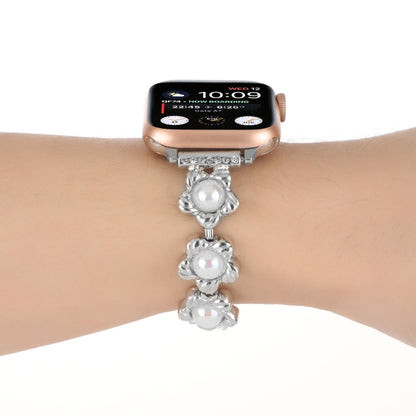 Flower Bracelet Metal Watch Band For Apple Watch Ultra 49mm&Watch Ultra 2 49mm / Series 9&8&7 45mm / SE 3&SE 2&6&SE&5&4 44mm / 3&2&1 42mm(Silver) by bashfashion