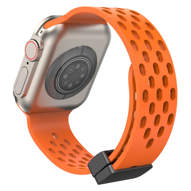 Magnetic Clasp Silicone Watch Band For Apple Watch Ultra 49mm&Watch Ultra 2 49mm / Series 9&8&7 45mm / SE 3&SE 2&6&SE&5&4 44mm / 3&2&1 42mm(Orange) by bashfashion