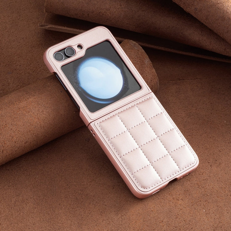 EDA006961602F_4.jpg@72ad9265905a0deba01e32a47d03df71