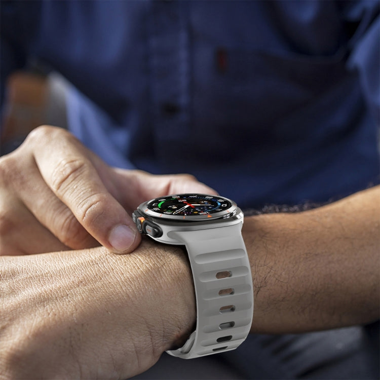 For Samsung Galaxy Watch Ultra 47mm / Ultra 2025 Wave Texture Reverse Buckle Silicone Watch Band(Light Grey) by bashfashion