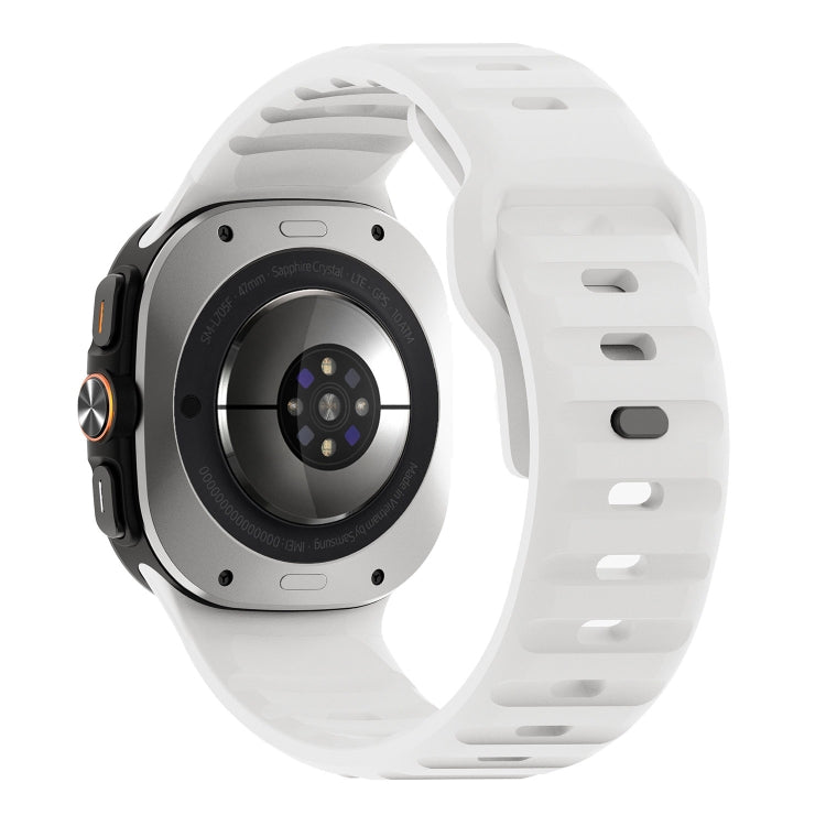 For Samsung Galaxy Watch Ultra 47mm / Ultra 2025 Wave Texture Reverse Buckle Silicone Watch Band(White) by bashfashion