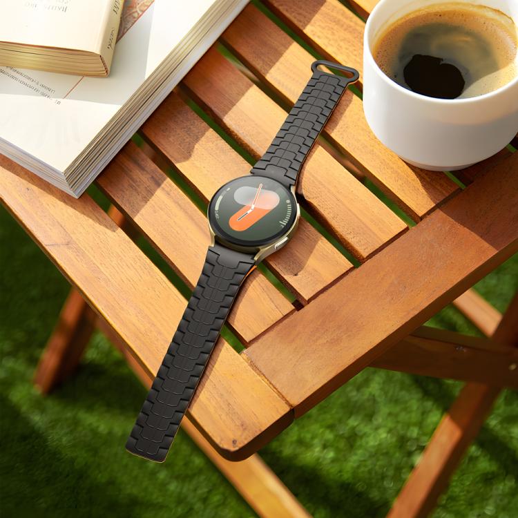 For Samsung Galaxy Watch 7 / 6 / 5 Magnetic Silicone Watch Band(Black+Orange) by bashfashion