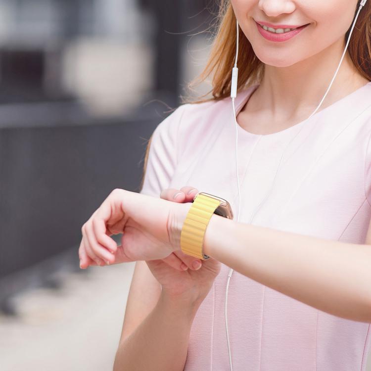 For Apple Watch 42mm / 41mm / 40mm / 38mm DUX DUCIS SD Series Double-Sided Blind Insert Silicone Magnetic Watch Strap(Light Yellow + Starlight) by DUX DUCIS