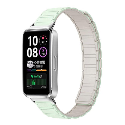 EDA008406302A.jpg@4b917177b660db72943007e5f262a66a