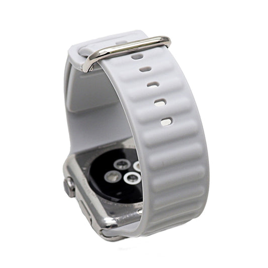 Silicone Watch Band For Apple Watch Series 9&8&7 41mm / SE 3&SE 2&6&SE&5&4 40mm / 3&2&1 38mm(White) by bashfashion