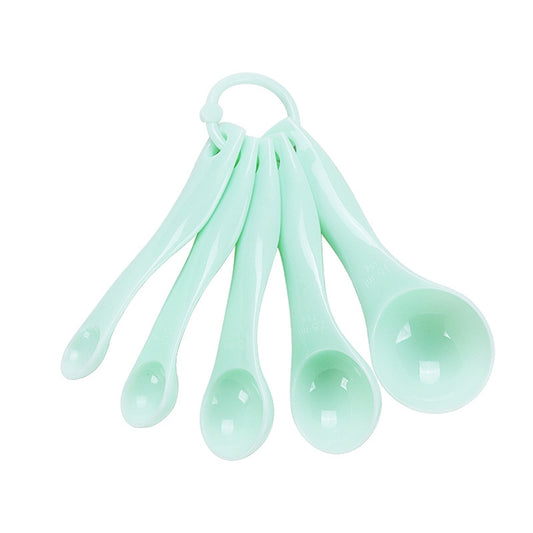 kn082 5 in 1 Plastic Measuring Spoon Kitchen Tool Set (Random Color Delivery) by bashfashion