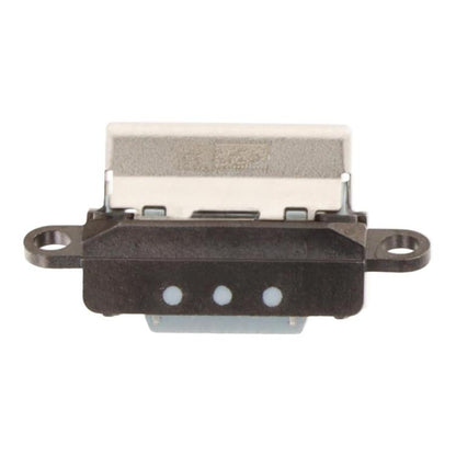 IP6D0032L_2.jpg@81a2db2db74f7872a8a834886a331131