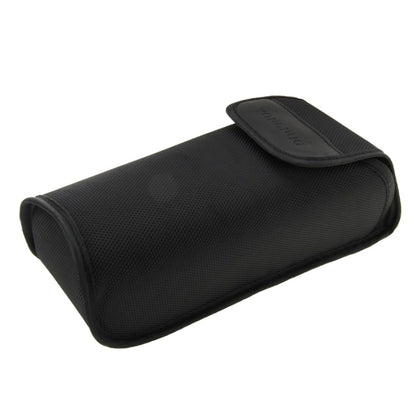 YN-560 III Ultra-long-range Wireless Flash Speedlite with Metal Hot Shoe for Canon / Nikon / Pentax / Olympus DSLR Camera(Black) by YONGNUO