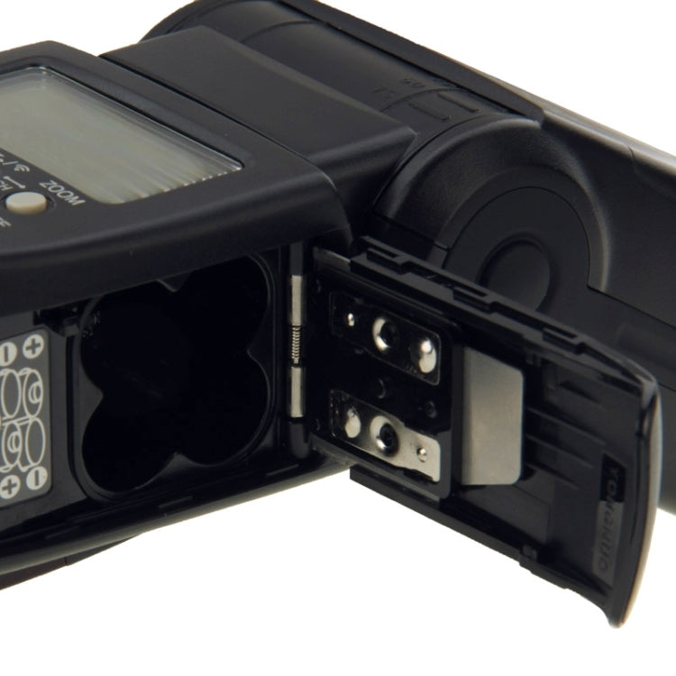 YN-560 III Ultra-long-range Wireless Flash Speedlite with Metal Hot Shoe for Canon / Nikon / Pentax / Olympus DSLR Camera(Black) by YONGNUO