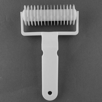 3 PCS Large Leather Cutter Plastic Netting Knife Roller Knife, Hob Cookie / Pizza Pie Crust Special Cake Mould by bashfashion