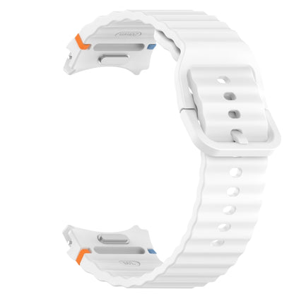 For Samsung Galaxy Watch 5 Pro 45mm Wavy Grain Stitched Quick Release Silicone Watch Band(White) by bashfashion