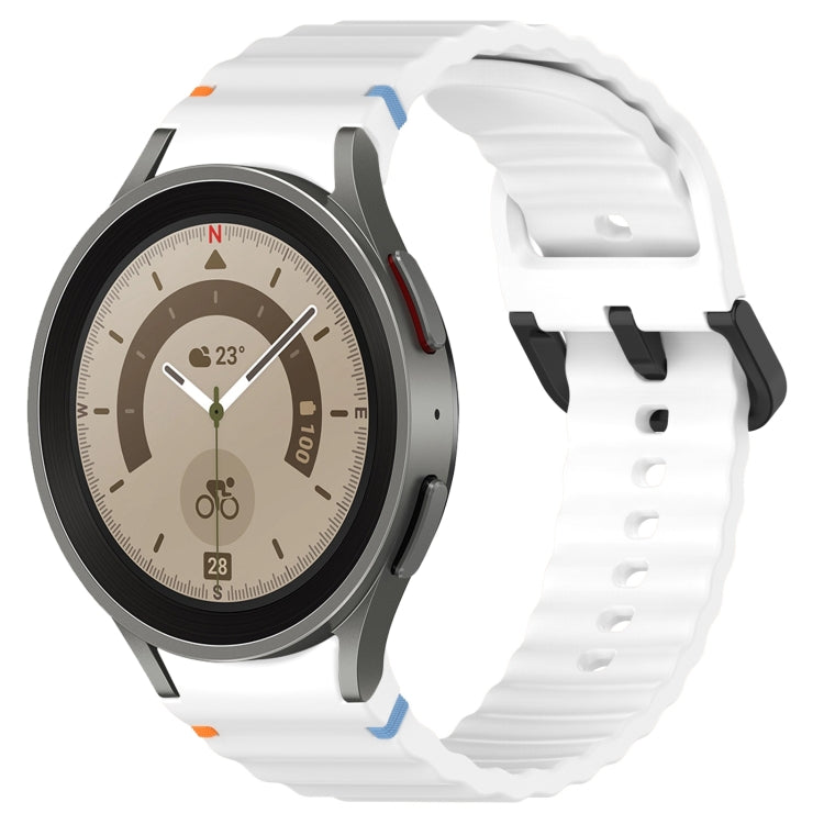 For Samsung Galaxy Watch 5 Pro Wavy Grain Stitched Black Buckle Silicone Watch Band(White) by bashfashion