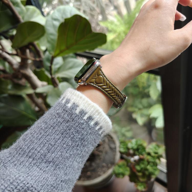 For Apple Watch 42mm / 41mm / 40mm / 38mm Heart-Shaped Embossed Leather Watch Band(Vintage Green) by bashfashion
