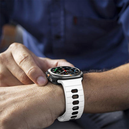 For Samsung Galaxy Watch Ultra 47mm / Ultra 2025 Horizontal Stripes Reverse Buckle Silicone Watch Band(White Black) by bashfashion