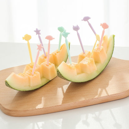 Creative Animal Cartoon Fruit Cake Fork Sign, Random Color Delivery by bashfashion