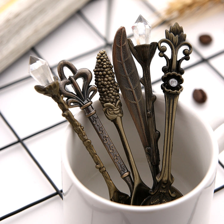 6pcs / Set Vintage Mini Coffee Spoons Suit Royal Style Metal Carved Coffee Fruit Cutler Dessert Flatware Kitchen Tools Antique Bronze（With Antique Fork） by bashfashion