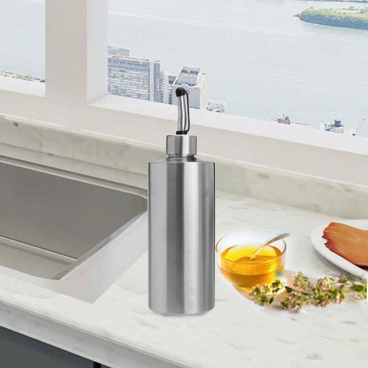 Cylindrical Seasoning Bottle Stainless Steel Oil Pot, Capacity:350 ml(A) by bashfashion