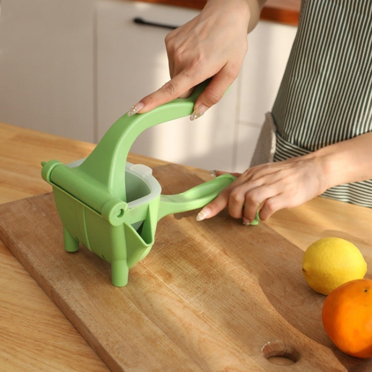 Portable Household Plastic Manual Crushed Ice Juicer Special For Bar Tea Shop Hand Squeeze Juicer by bashfashion