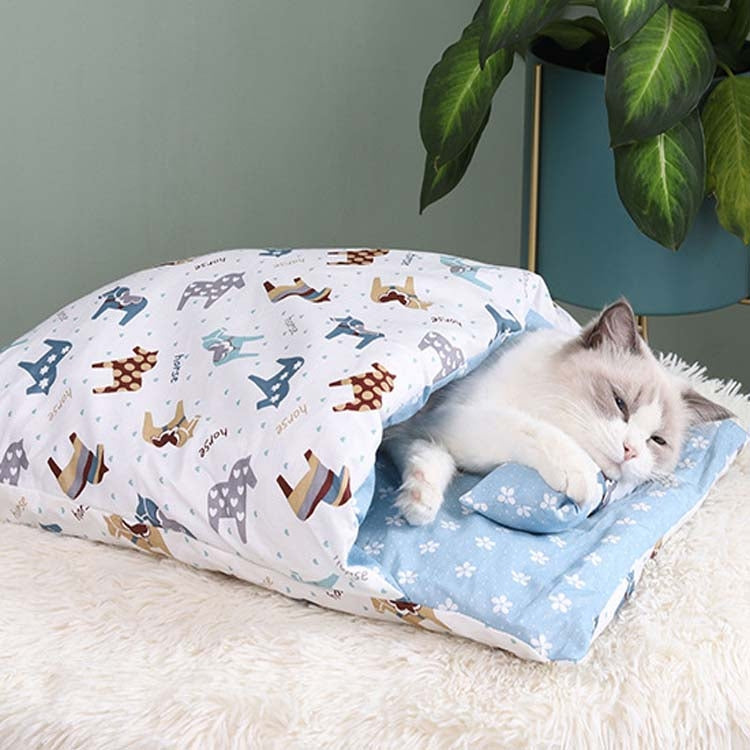Closed Removable and Washable Cat Litter Sleeping Bag Winter Warm Dog Kennel, Size: L(Blue Pony) by bashfashion
