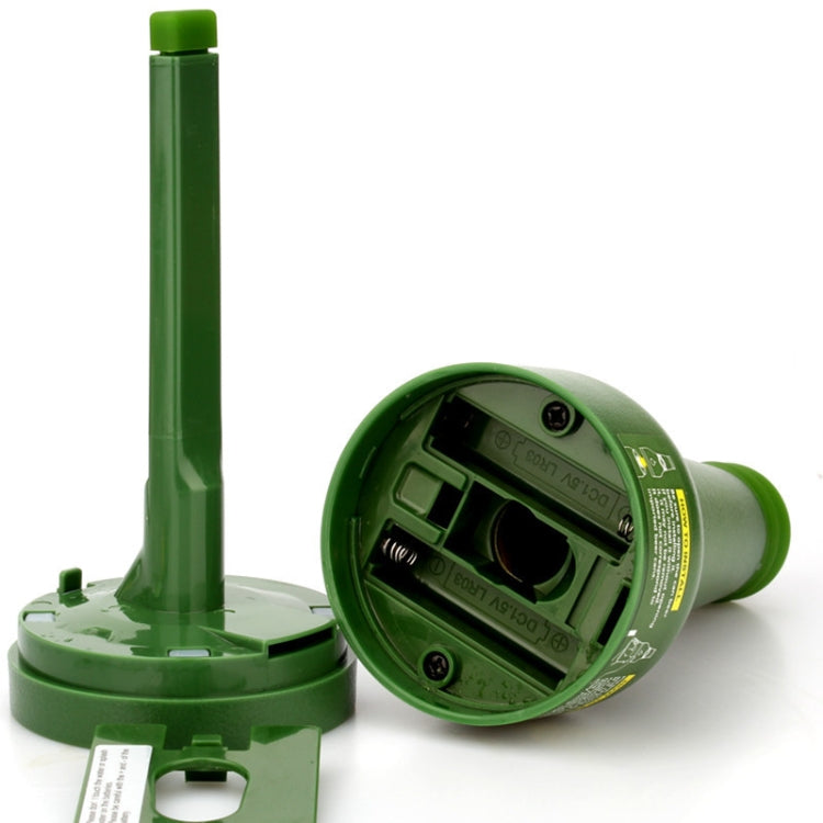 Ultrasonic Canned Beer Bubbler Wine Bottle Shape Beer Bubbler(Green) by bashfashion