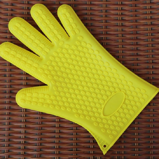 2 PCS Silicone Insulation Baking Oven Microwave Dish Clip Gloves, Colour: Yellow by bashfashion