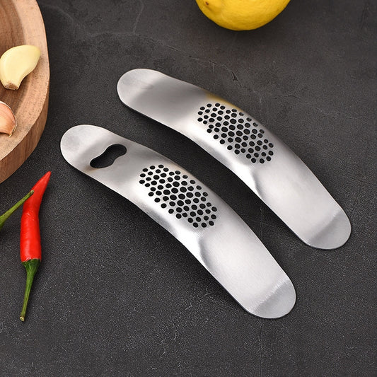 430 Stainless Steel Boat Shaped Garlic Grinder Manual Garlic Press Tools Kitchen Gadgets(Style 1) by bashfashion