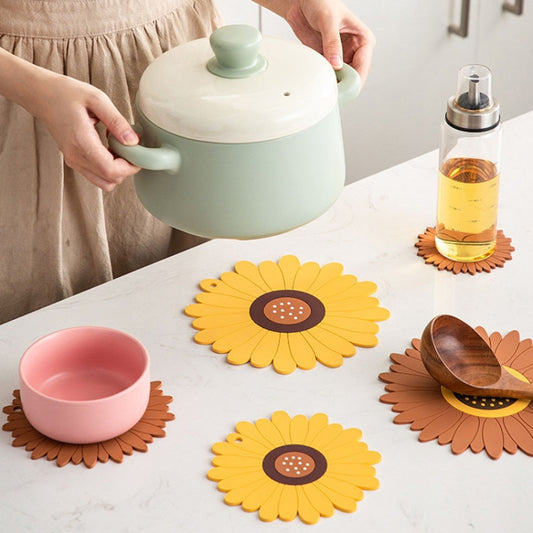 Silicone Heat Insulation Table Mat Anti-scald Placemat Heat-resistant Pot Pad Coaster, Size: Medium(Yellow) by bashfashion