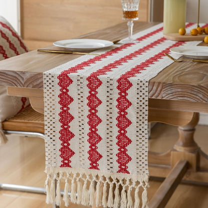 33x122cm Christmas Towel Embroidery Table Flag Simple Tablecloths(Love Ring) by bashfashion